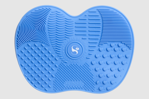 brush-cleaning-mat