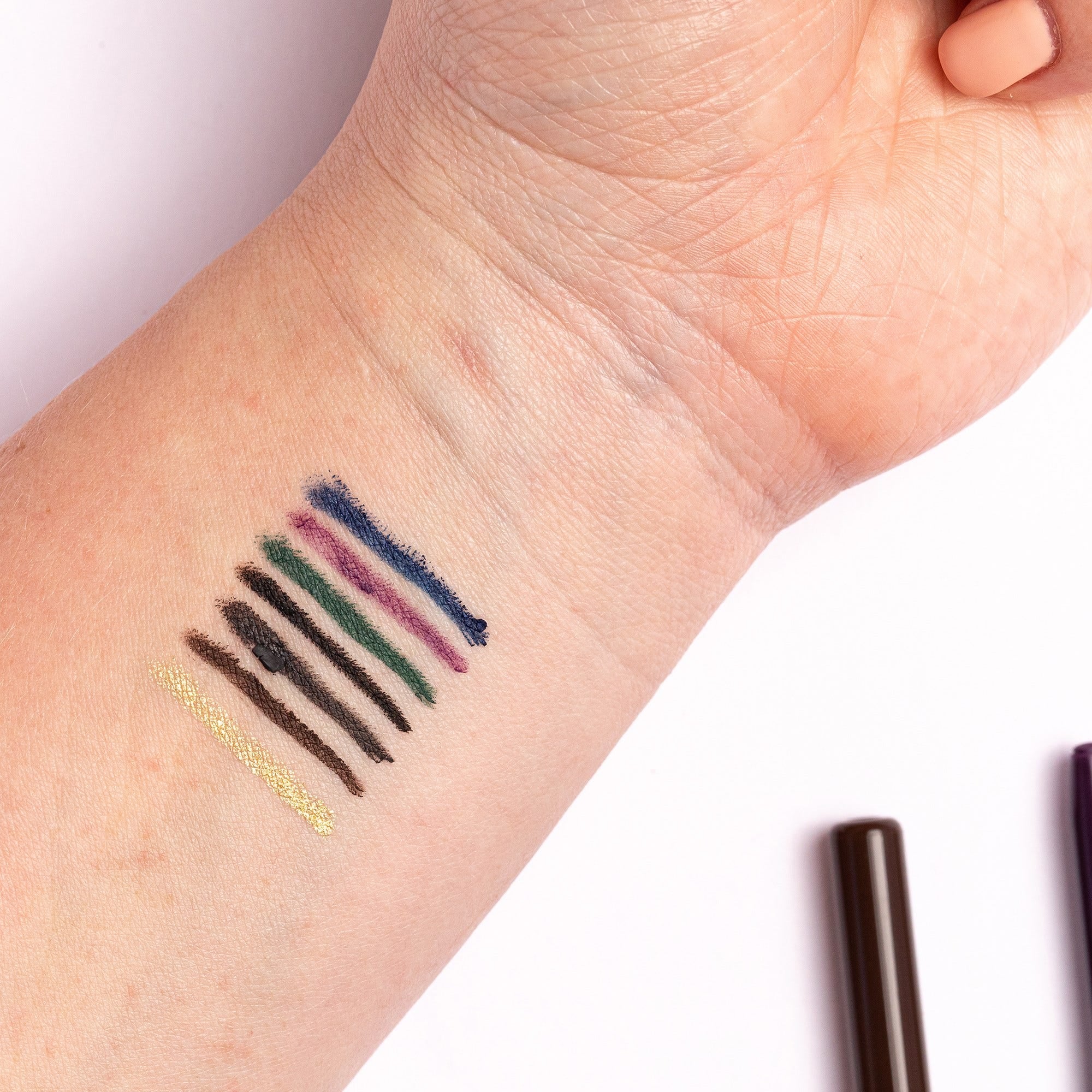 EyeSense® Long-Lasting Eye Liner Pencil - Brown