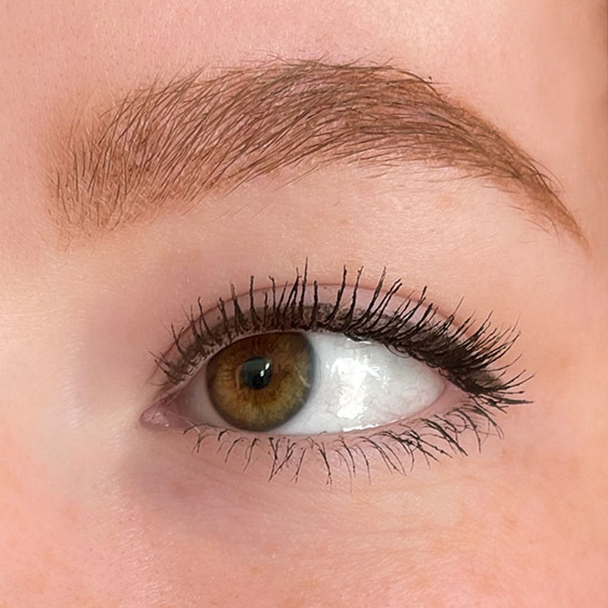 BrowSense® Long Lasting Brow Defining Pencil - Auburn