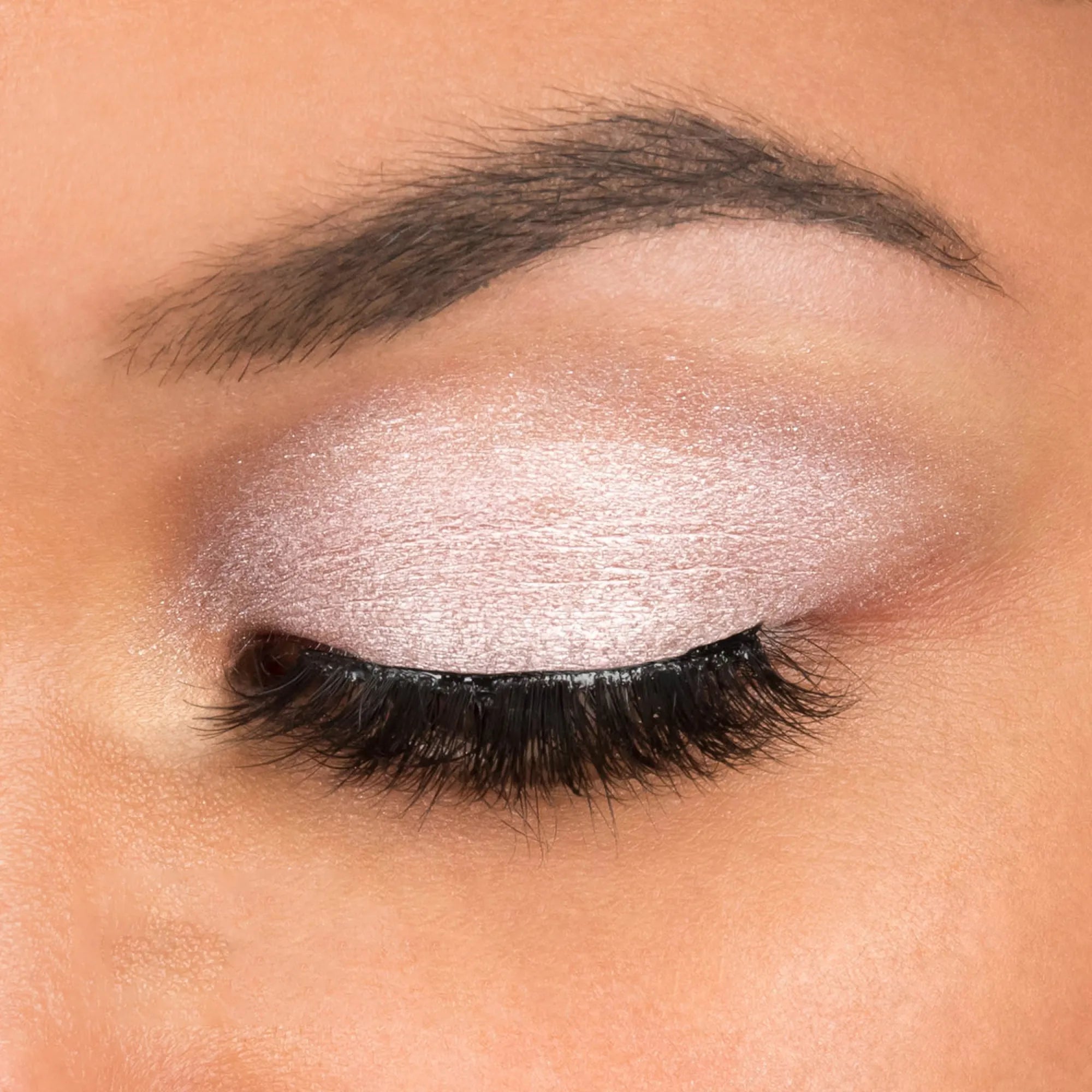 ShadowSense product shade Pink Opal Shimmer skin tone medium
